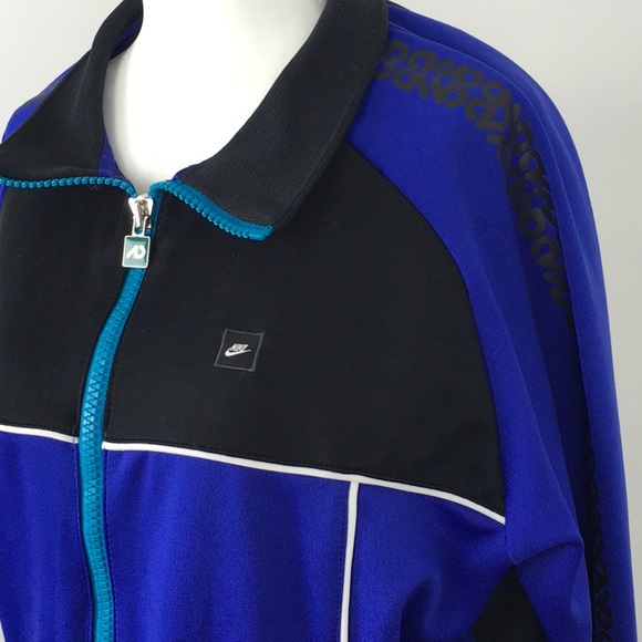 Nike Vintage Sweater | Medium - Picture 2 of 5